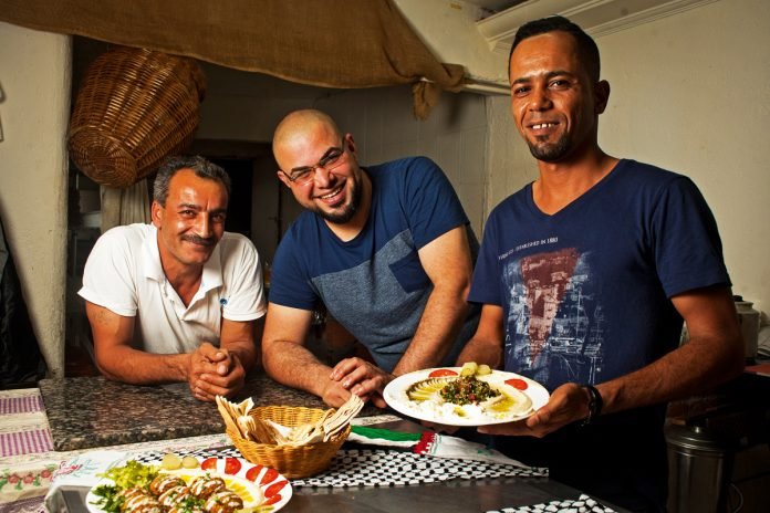 9_pl527_refugiados1