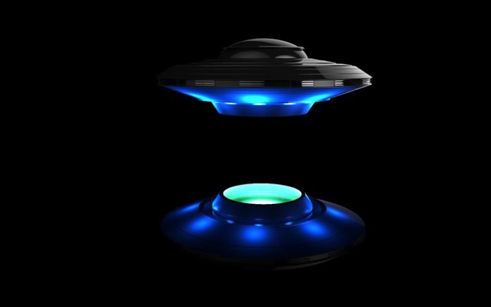 Administrador da Nasa sugere que aparições recentes de óvnis podem ser extraterrestres Administrador da Nasa sugere que aparições recentes de óvnis podem ser extraterrestres