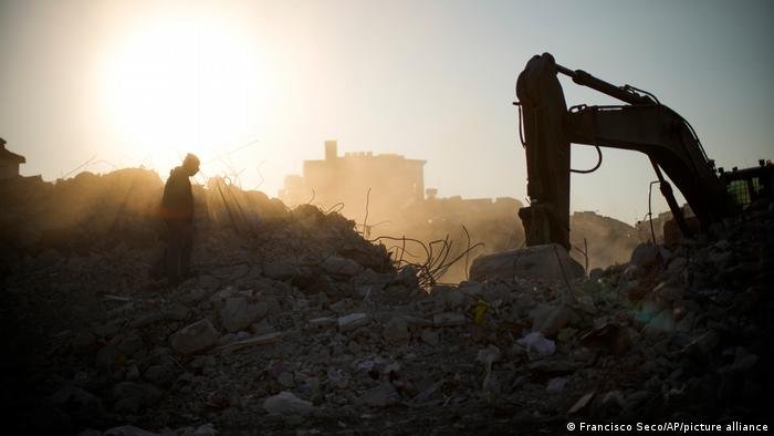 Die Türkei beendet die Suche nach Überlebenden in den meisten Gebieten